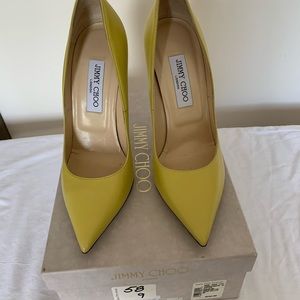 Anouk

Acid Yellow leather   Pointy Toe Pumps 120mm